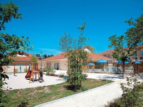 Résidence Odalys Référence Le Petit Pont - Camping Gironda - Image N°3