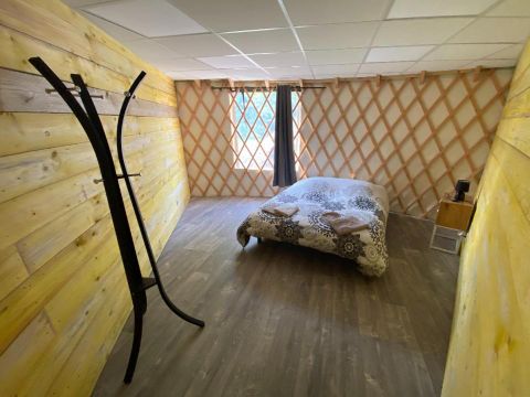 HÉBERGEMENT INSOLITE 4 personnes - De Jumieges