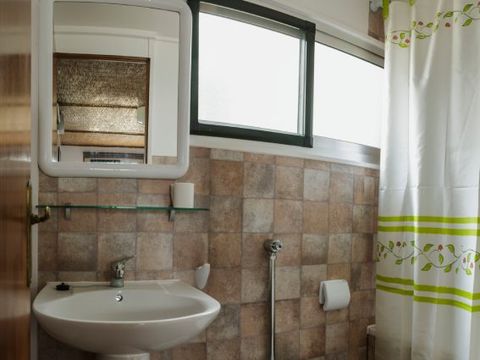 BUNGALOW 2 personnes - ESTANDAR