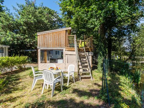 TENTE TOILE ET BOIS 4 personnes - Ecolodge Campétoile 3 Pièces 4 Personnes Sans Sanitaires
