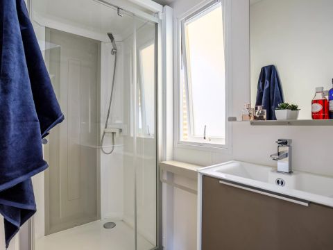 MOBILHOME 4 personnes - Premium 3 Pièces 4 Personnes + TV