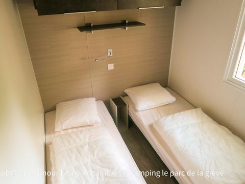 Mobilhome 6 personnes - Home Amour Blanc - 3 chambres - Gamme Classic