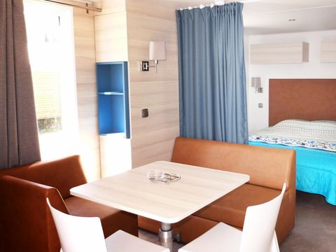MOBILHOME 2 personnes - TENNESSY VUE MER CONFORT