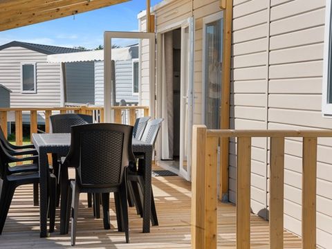 MOBILHOME 6 personnes - Comfort XL | 3 Ch. | 6 Pers. | Terrasse surélevée non couverte | Clim