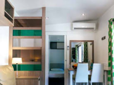 MOBILHOME 6 personnes - Platine, 3 chambres, Par Lifestyle Holidays
