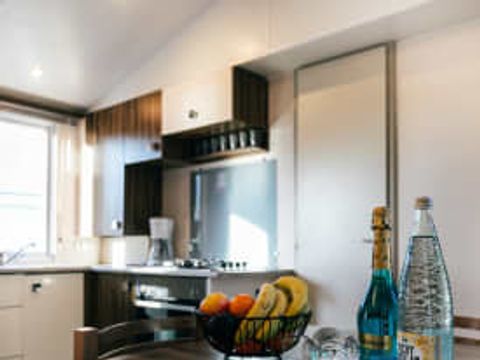 MOBILHOME 6 personnes - Platine, 3 chambres, Par Lifestyle Holidays