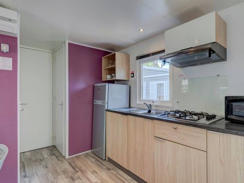 MOBILHOME 4 personnes - Premium | 2 Ch. | 4 Pers. | Terrasse simple | 1 SDB | Clim.