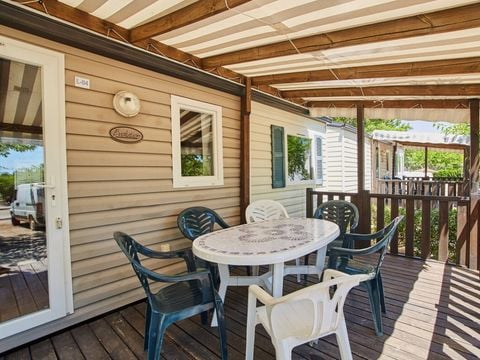 MOBILHOME 6 personnes - Mobil-home | Comfort | 3 Ch. | 6 Pers. | Terrasse surélevée | Clim. | TV