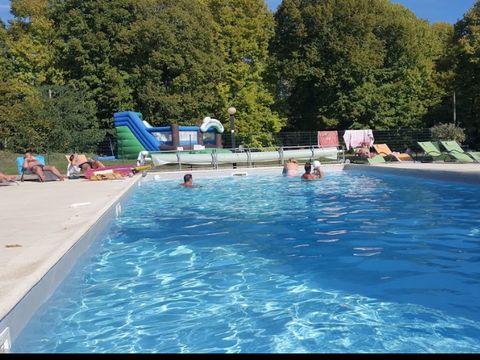 Camping Le Petit Trianon  - Camping Vienne - Image N°9