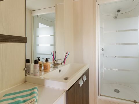 MOBILHOME 5 personnes - CONFORT