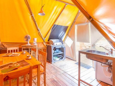 TENTE TOILE ET BOIS 4 personnes - TIPI Sans sanitaires