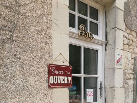 Camping Le Petit Trianon  - Camping Vienne - Image N°14