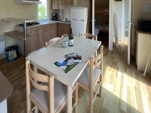 MOBILHOME 4 personnes - Convivial - 31m² - 2 chambres (pour 4 adultes et 1 enfant -12 ans)