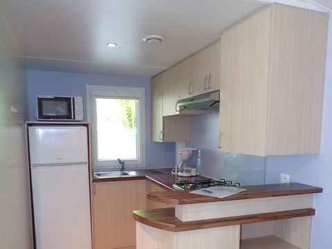 MOBILHOME 6 personnes - Résidence Mobile confort Noyers avec terrasse bois semi-couverte 18 m² + TV-TNT