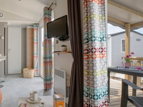 MOBILHOME 5 personnes - Mobil-home Caraïbes TV - 2 chambres - 4/5 personnes