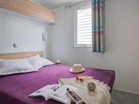 MOBILHOME 5 personnes - Mobil-home Caraïbes TV - 2 chambres - 4/5 personnes