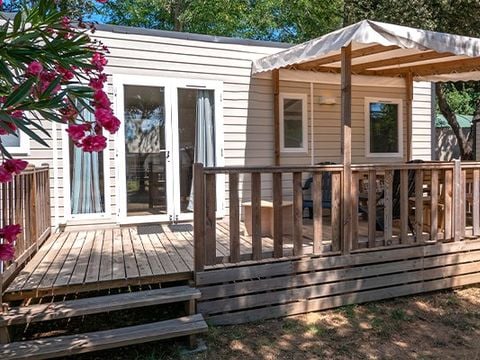 Mobilhome 8 personnes - Comfort XL | 3 Ch. | 6/8 Pers. | Terrasse surélevée | Clim.