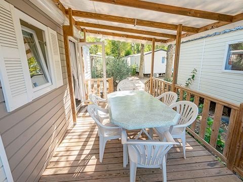 Mobilhome 4 personnes - Classic XL | 2 Ch. | 4 Pers. | Terrasse surélevée | TV
