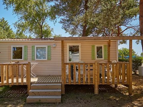 Mobilhome 4 personnes - Classic XL | 2 Ch. | 4 Pers. | Terrasse surélevée | TV