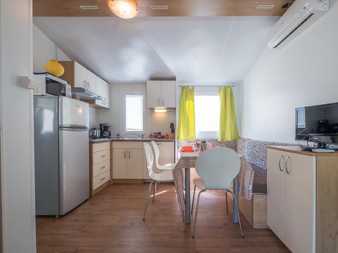 Mobilhome 6 personnes - Mobil-home | Comfort XL | 3 Ch. | 6 Pers. | Terrasse surélevée | Clim. | TV