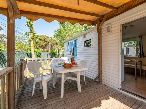MOBILHOME 6 personnes - Classic XL | 3 Ch. | 6 Pers. | Terrasse surélevée | 2 SDB | Clim. | TV