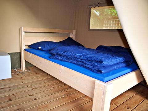 TENTE TOILE ET BOIS 4 personnes - Tentes safari sans installations sanitaires 4 personnes