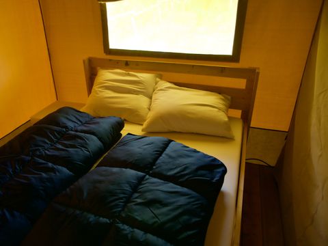 TENTE TOILE ET BOIS 4 personnes - Tentes safari sans installations sanitaires 4 personnes