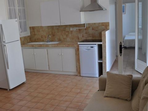 GÎTE 6 personnes - MADRAGUE (à l'étage)