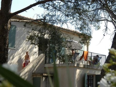 GÎTE 6 personnes - MADRAGUE (à l'étage)