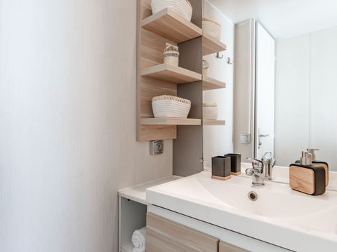 MOBILHOME 4 personnes - Mobile-home Frégate Vue Mer (2 chambres) 4 pers