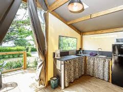 TENTE TOILE ET BOIS 4 personnes - Ecolodge Mana - 2 Chambres