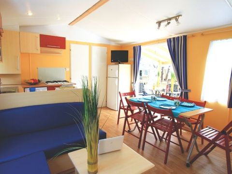 Mobilhome 8 personnes - Confort+ - 3 chambres - 35m²