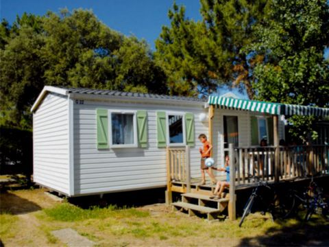 Mobilhome 8 personnes - Loisir+ - 3 chambres - 30m²