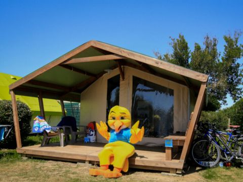 Tente en toile et en bois 5 personnes - LODGE SAHARI avec sanitaire privatif