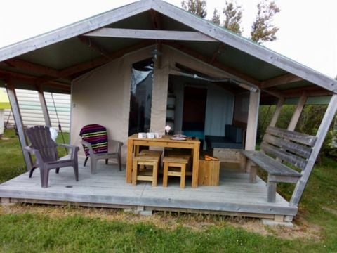 TENTE TOILE ET BOIS 5 personnes - LODGE SAHARI avec sanitaire privatif