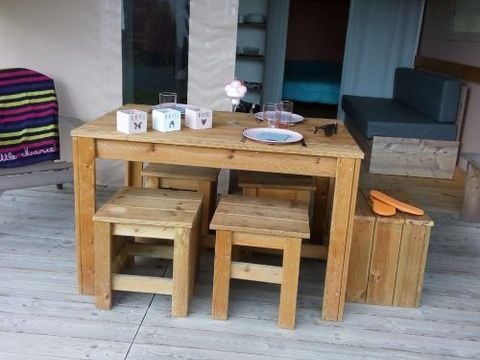 TENTE TOILE ET BOIS 5 personnes - LODGE SAHARI avec sanitaire privatif