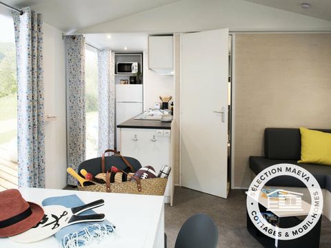 Mobilhome 6 personnes - 4 Pièces 6 Personnes + TV