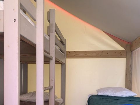 Tente en toile et en bois 5 personnes - Tente Sahari 4/5p 2 Ch **