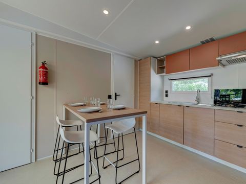 Mobilhome 6 personnes - Mobil-home | Comfort XL | 3 Ch. | 6 Pers. | Terrasse surélevée