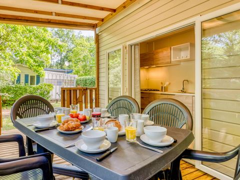 Mobilhome 6 personnes - Mobil-home | Comfort | 2 Ch. | 4/6 Pers. | Terrasse surélevée | Clim.