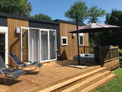 MOBILHOME 6 personnes - New Valley - 3 chambres + terrasse + TV + SPA