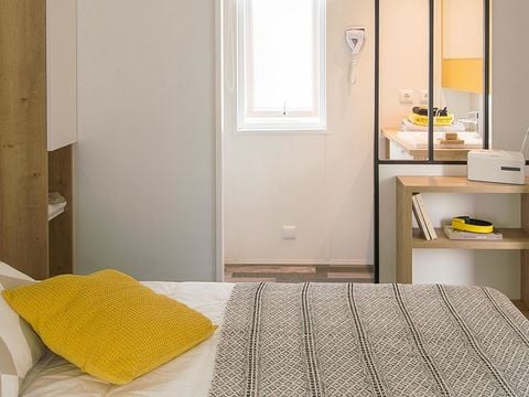 MOBILHOME 6 personnes - New Valley - 3 chambres + terrasse + TV + SPA