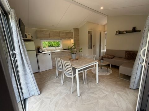 MOBILHOME 4 personnes - Bergame2 avec véranda - 2 chambres