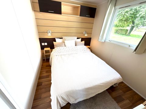 MOBILHOME 4 personnes - Riviera - 2 chambres + terrasse semi-couverte