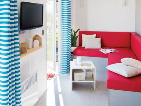 MOBILHOME 4 personnes - Mobil-home Lilas - 2 chambres + terrasse semi-couverte