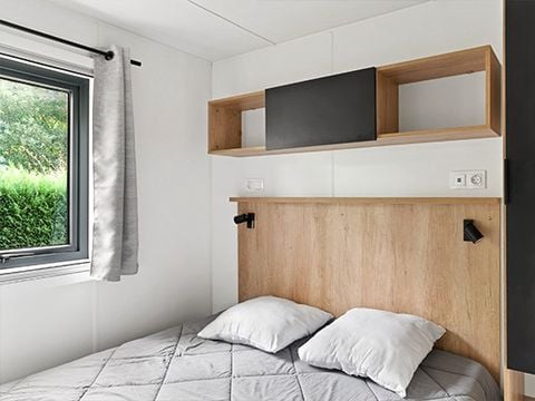 MOBILHOME 4 personnes - Premium | 2 Ch. | 4 Pers. | Terrasse surélevée | Clim. | TV