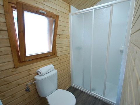 CHALET 4 personnes - Premium | 2 Ch. | 4 Pers. | 2 SDB | Clim. | TV