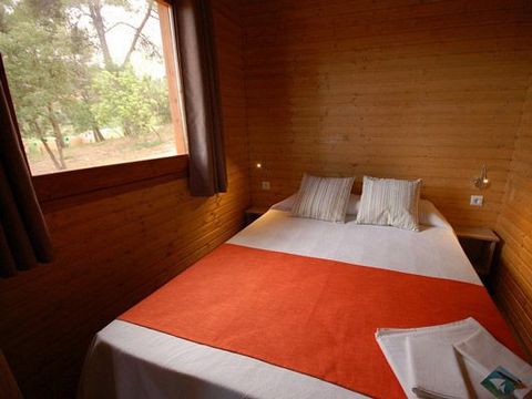 CHALET 4 personnes - Chalet | Premium | 2 Ch. | 4 Pers. | 2 SDB | Clim. | TV