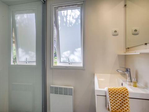 MOBILHOME 8 personnes - Confort - 4 chambres 