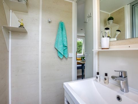 MOBILHOME 6 personnes - CONFORT - 3 chambres - TV